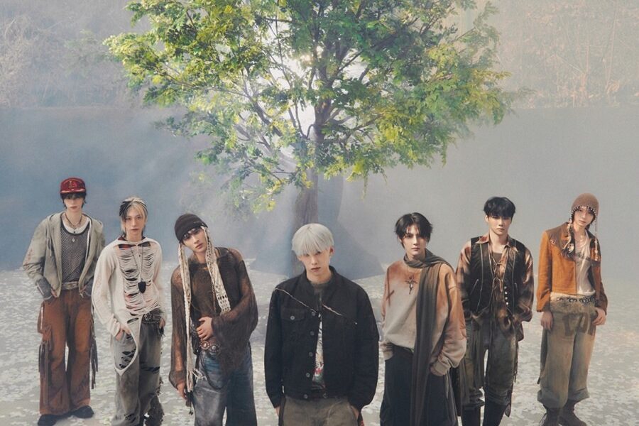 실물 이미지 - 앰퍼샌드원 DEFINITION 콘셉트 포토 분석 - 4세대 아이돌 새로운 트렌드 신호탄?