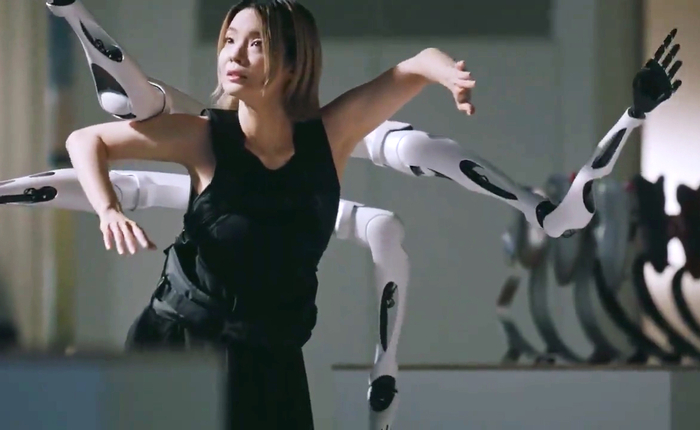 실물 이미지 - 6개 팔 로봇슈트 '지자이 암즈', 일하는 방식이 완전히 바뀐다